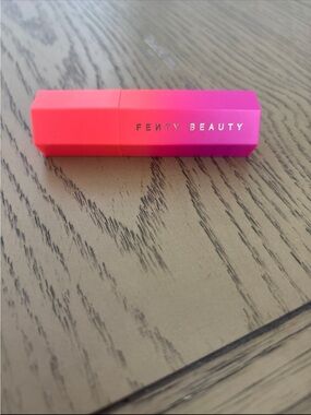 Fenty Beauty Strawberry Pop Limited Edition